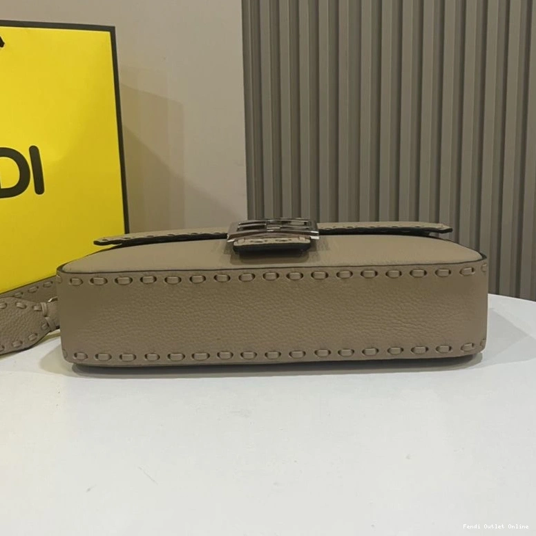 Cheap Romano Bag Khaki In Cuoio Fendi Baguette Selleria Leather Medium 0810
